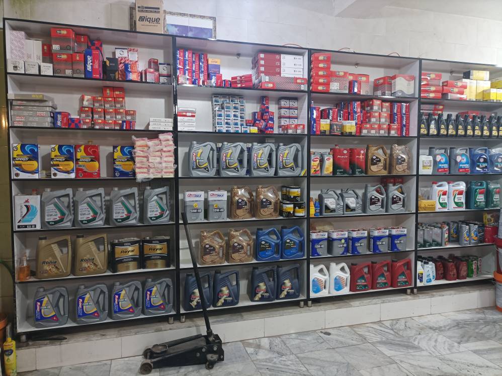 مرکز خدمات خودرویی اتو سرویس پورمقدس